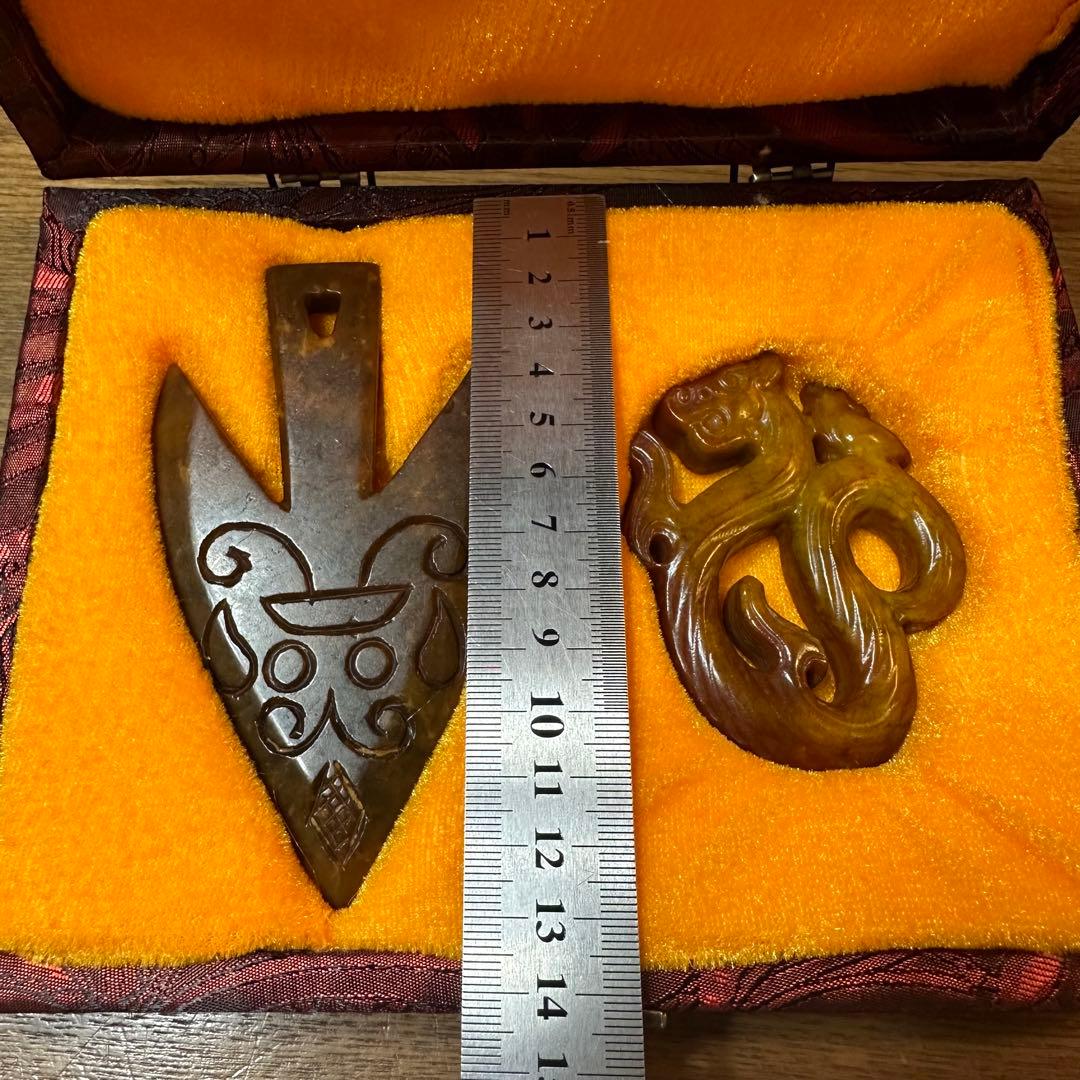 天然石彫刻　２点セット　収納箱付き