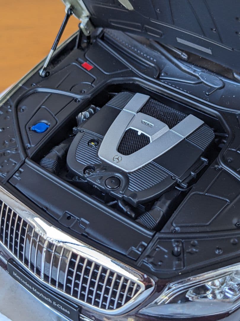 自動車 ALMOST REAL1/18 Mercedes-Maybach S-Class