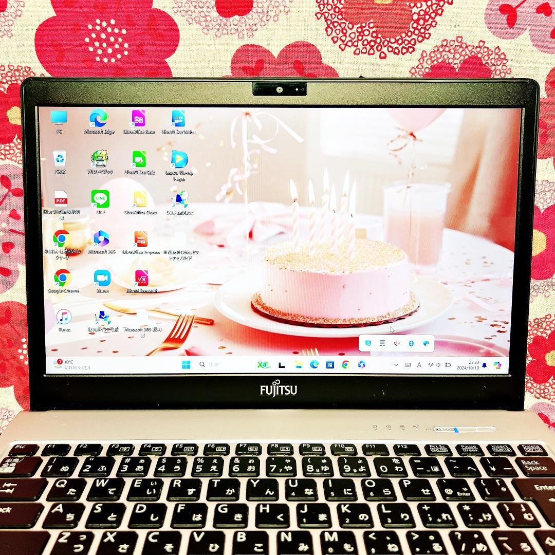 123【美品❣️】爆速SSD搭載✨バッテリー稼働OK✨カメラ✨ノートパソコン✨黒
