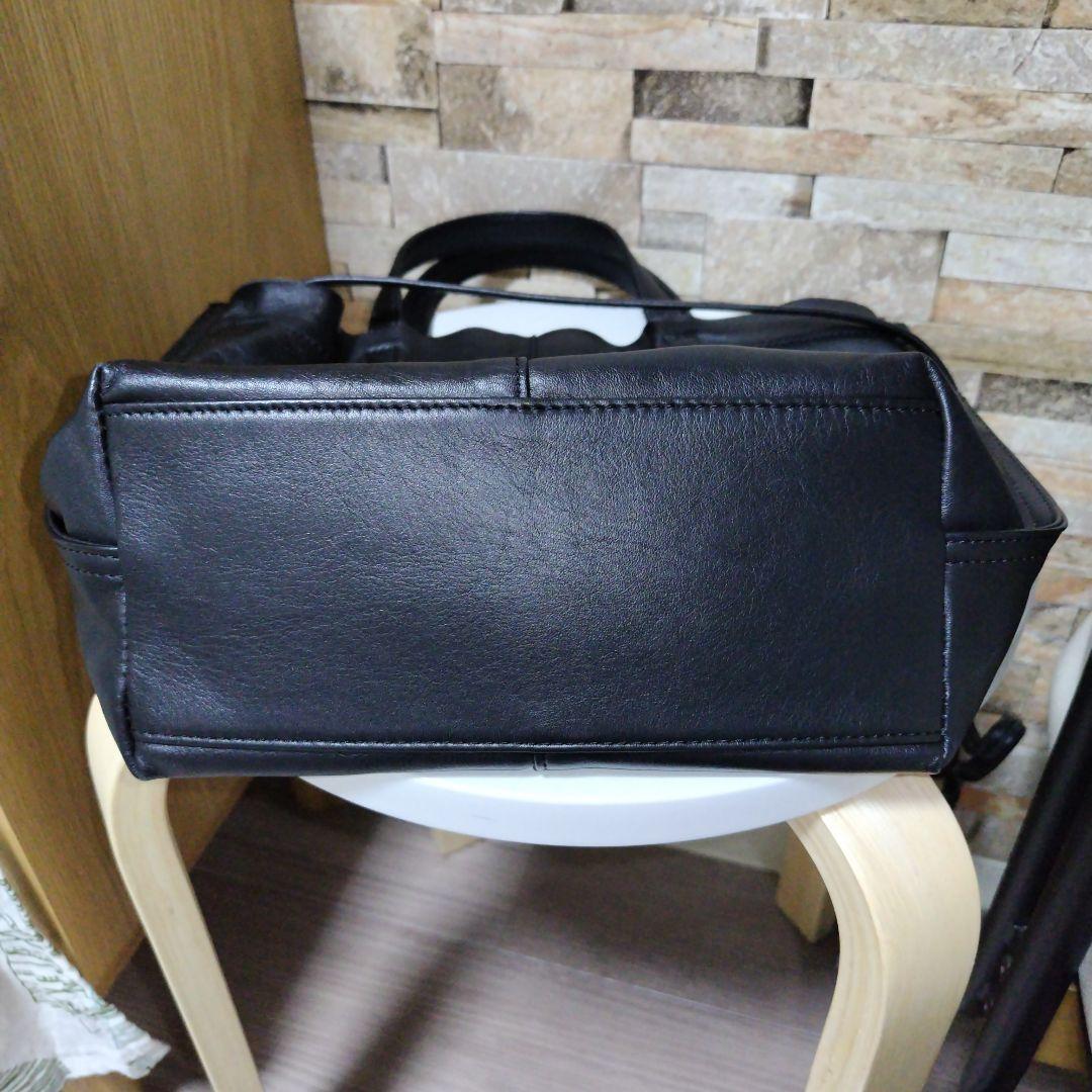 【美品】イアパピヨネ センターポイントトートバッグS 本革 ブラック