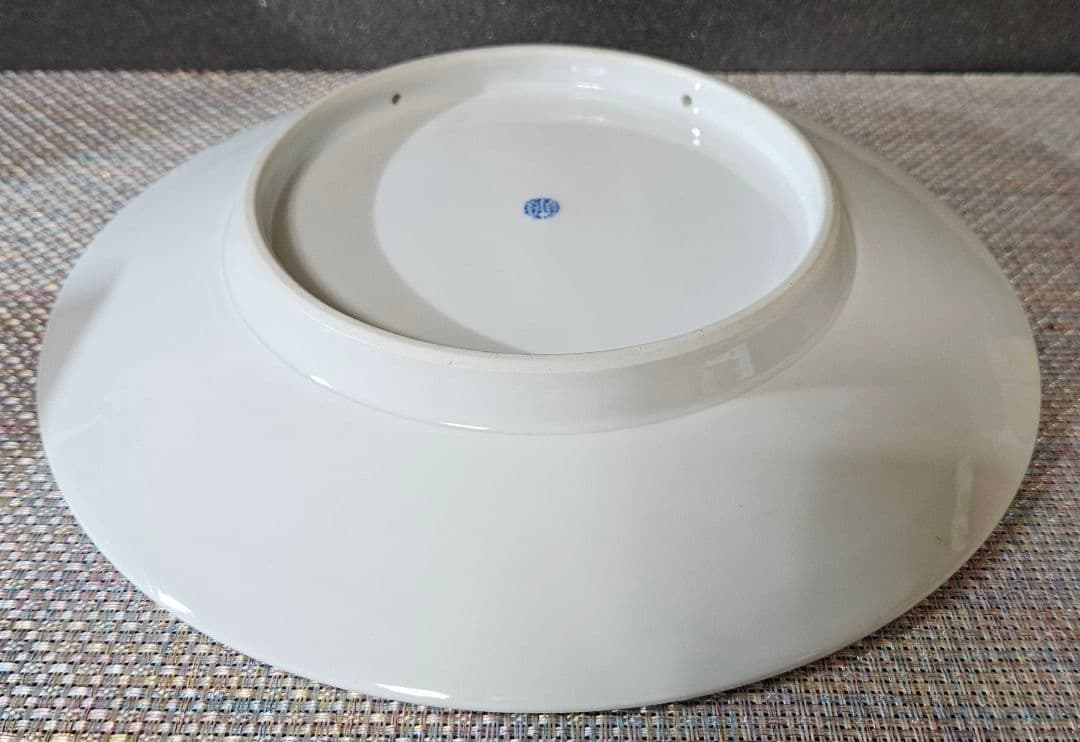 鍋島焼　鍋島御庭焼　名工　市川光春 作　 草花文様　飾り皿額皿　 約26.6cm