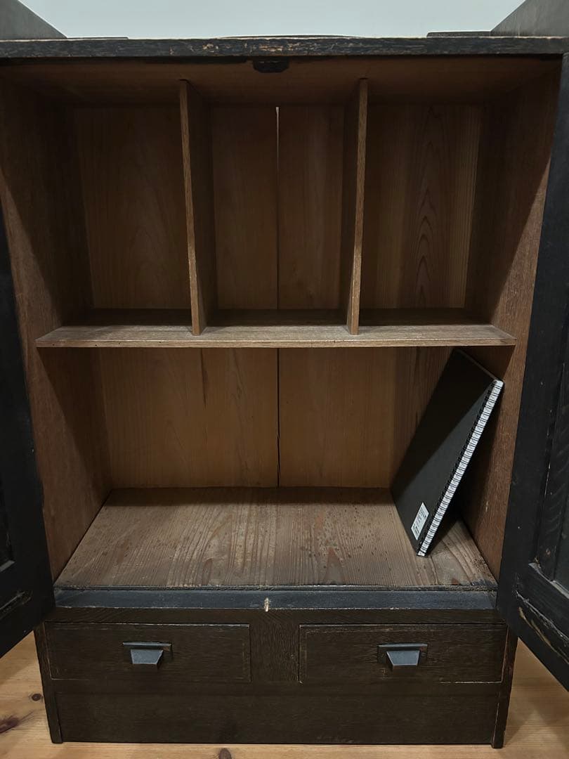 本棚　アンティーク　木製ガラス扉キャビネット 引き出し付き　収納棚　古道具