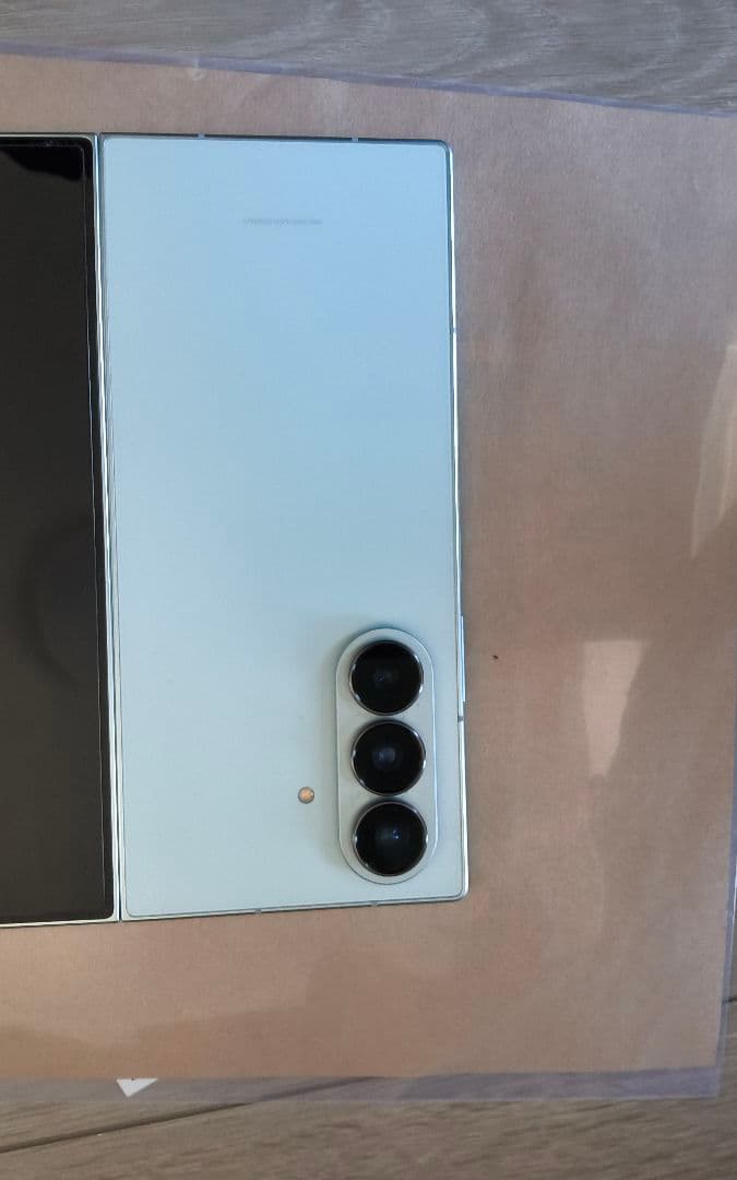 Samsung Galaxy Z Fold7 simフリーモデル　ミント色