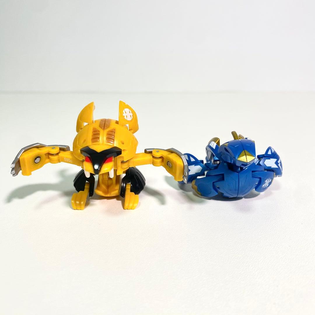 【レア】爆丸 グレンドラガオンGクリアメタルver 豹ジャガード 鯱ヴォルカ