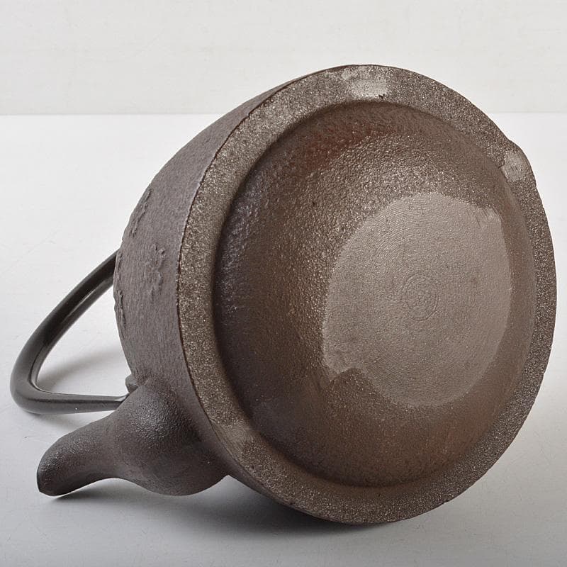 煎茶道具　南部鉄器　桜文　鉄瓶　鉄壷　D　R7155