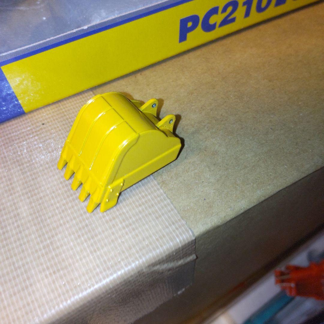 Komatsu PC210LC-8 丸順スケルトンバケット仕様1/50