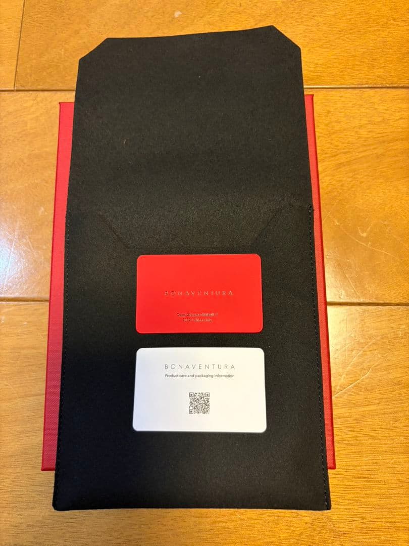 【新品未使用】iPhone17 ボナベンチュラ 手帳型ケース
