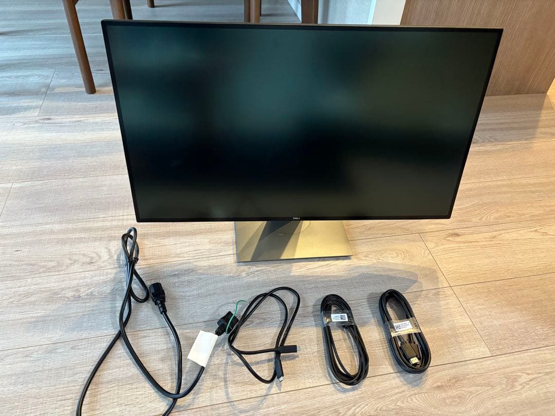 Dell U2720QM 27インチ 4K USB-Cモニター