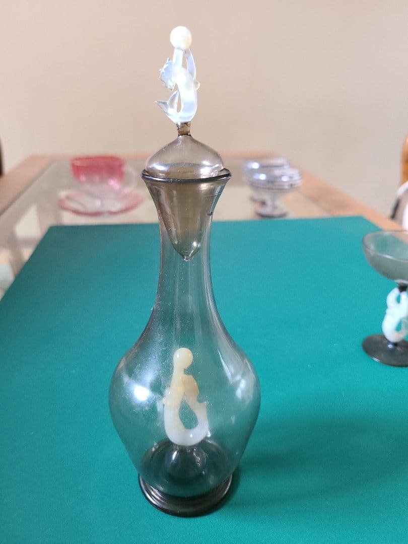 アールデコ期ビミニグラス　スモークガラス製マーメイドデキャンタとグラスセット