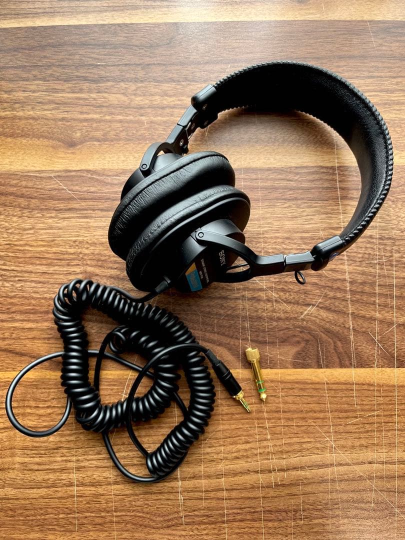 【美品】SONY MDR-7506 スタジオモニターヘッドホン