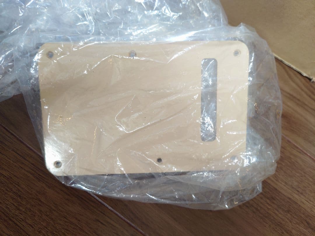 メ*ネ様 Fender Mexico Stratocaster 未組立 未塗装