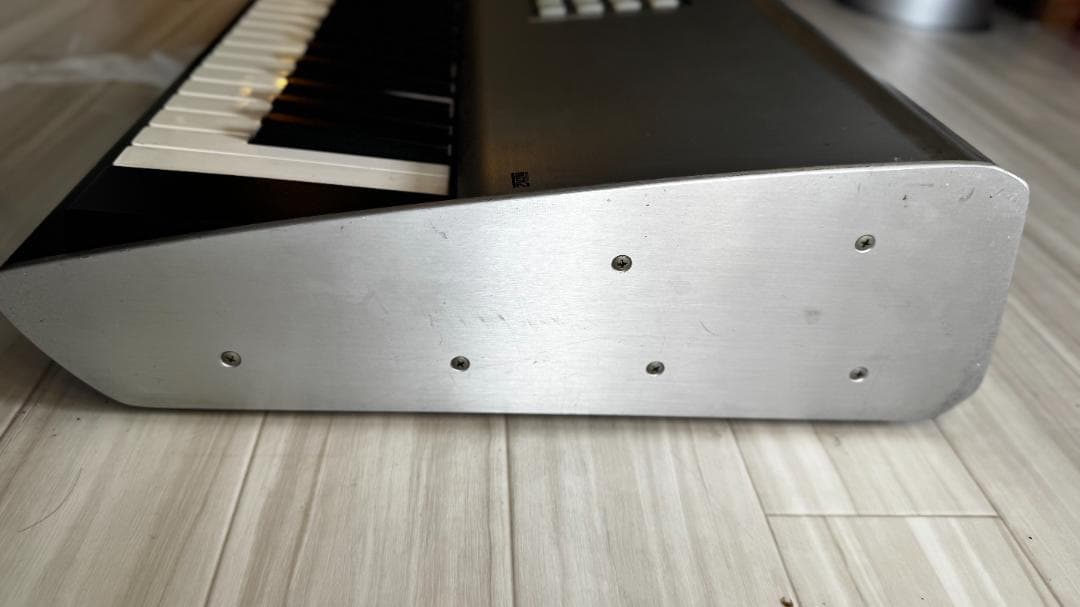 Roland Fantom X8 ｜88鍵｜ピアノタッチ｜要修理｜現状渡し