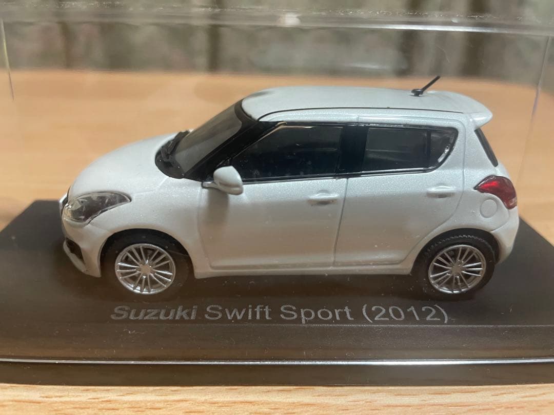 スズキ スイフトスポーツ ミニカー 1/43 2台セット