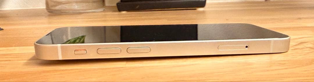 【可憐】Apple iPhone 13 mini ホワイト