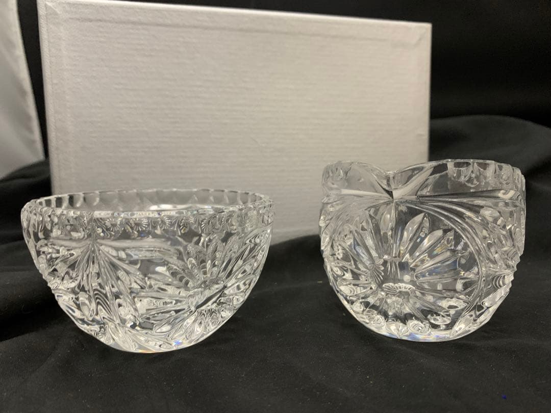 クリスタルガラス　ミルクポット　小鉢　プレート台