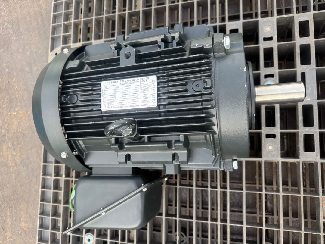 (1)(未使用品)美品　東芝 三相モーター 7.5kW IKKH3 400V