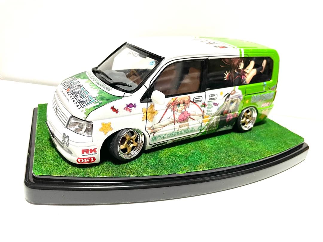 アオシマ1/24●D.A.D/RF3ステップワゴン痛車仕様●完成品