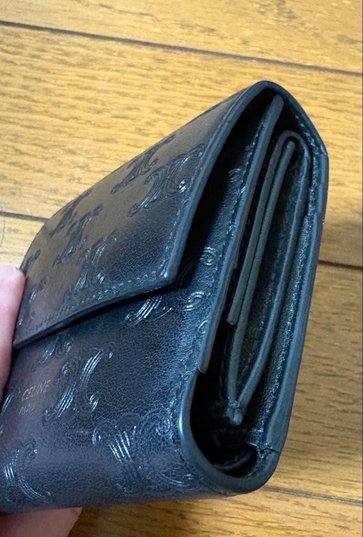 CELINE ブラックレザー三つ折り財布