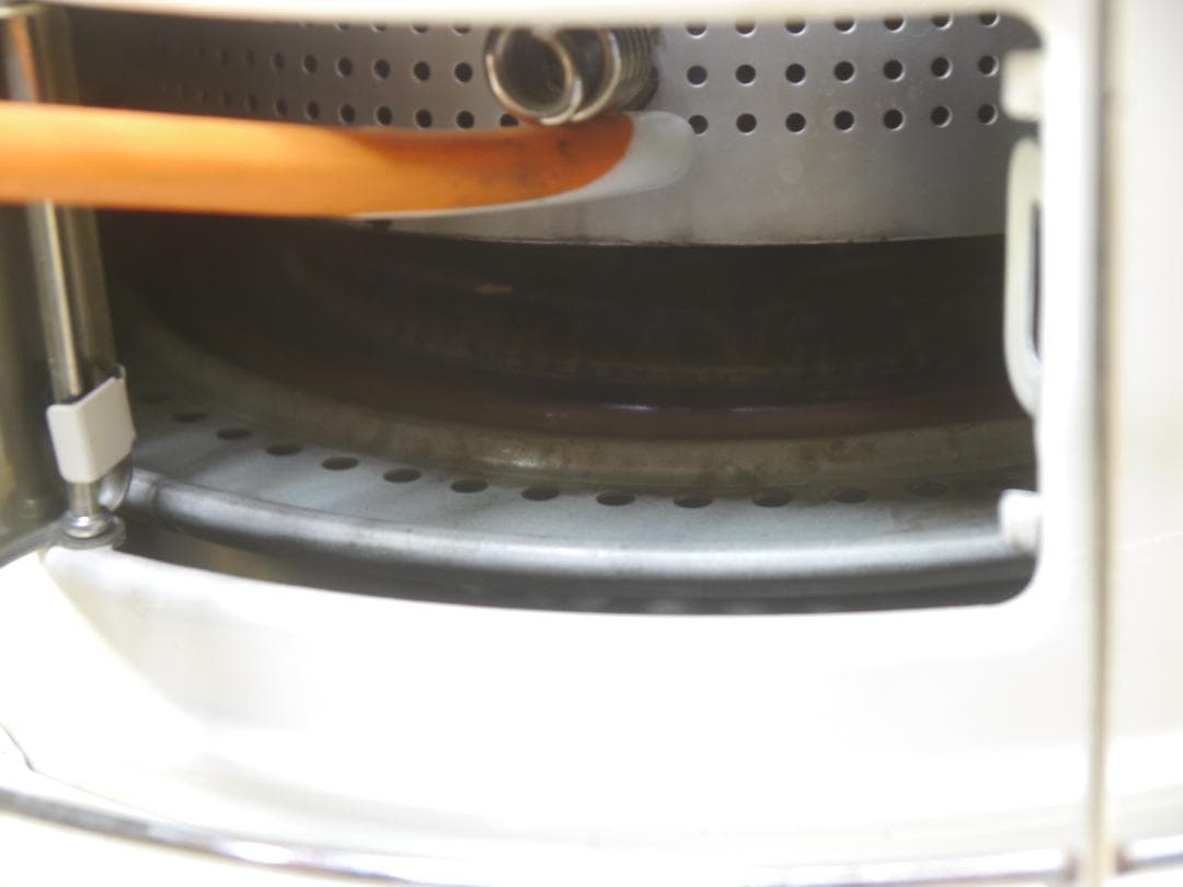 送料無料◆2014年◆コロナ　ホワイト石油ストーブ 手動ダイヤル式