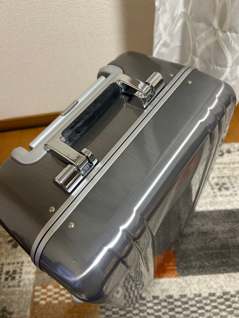 美品✨ゼロハリバートン　ZRP-F 2輪　キャリーケース 37L