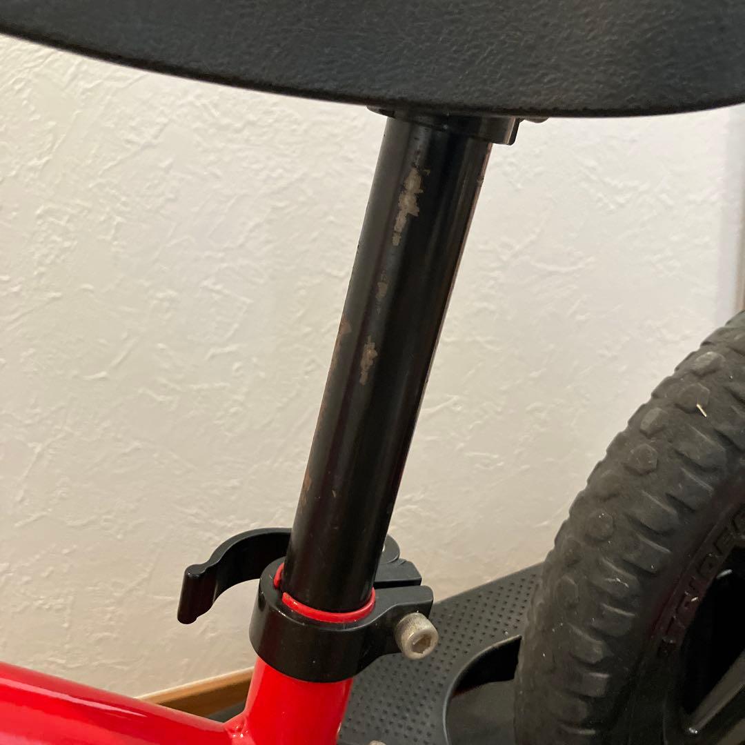 STRIDER スポーツ　12インチ 赤　ロッキングベース付き（一部部品無し）