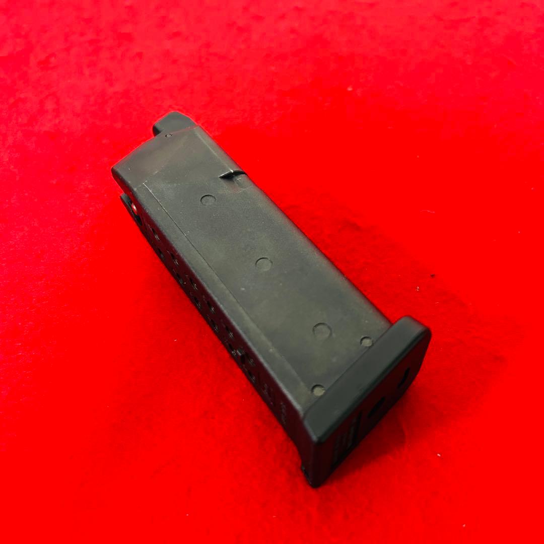 ほぼ新品 東京マルイ　グロック19 GEN.3 新品スペアマガジンつき　ガスブロ