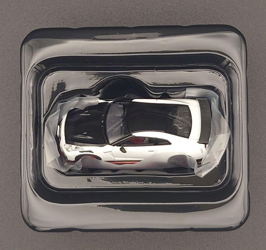 ミニカー TOMICALIMITEDVINTAGENEO NISSANGT-RNISMO