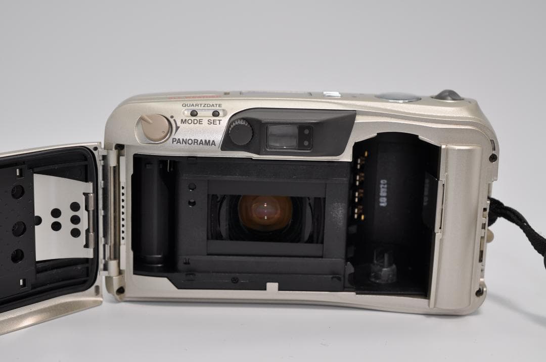 美品 OLYMPUS μ[mju:]-ZOOM 140 コンパクトフィルムカメラ