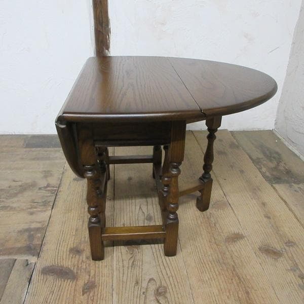イギリス製 アンティーク 家具 オールドチャーム コーヒーテーブル 6908d