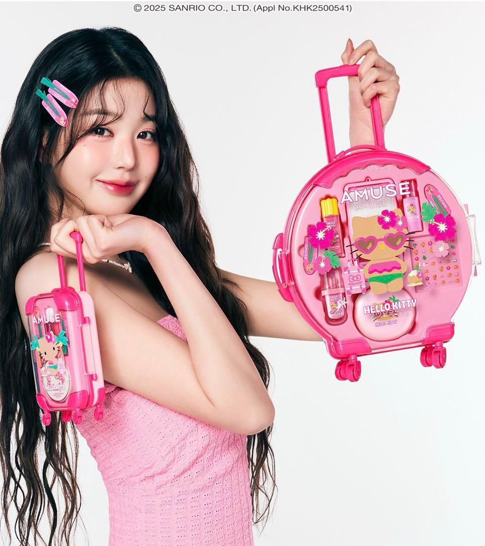 AMUSE 日焼けキティフルメイクアップラージキャリーセット