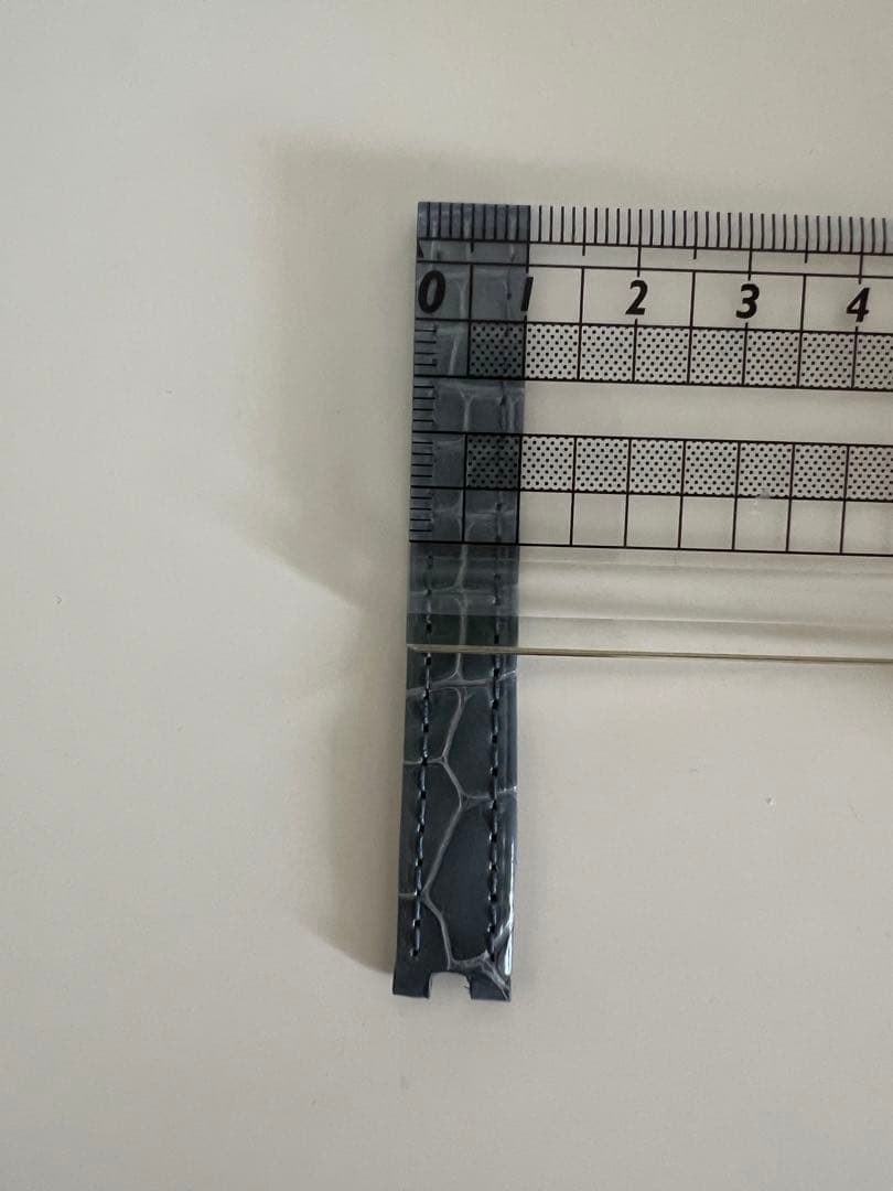 カルティエ Cartier ベニュワール SM レザーベルト 時計ベルト　ベルト