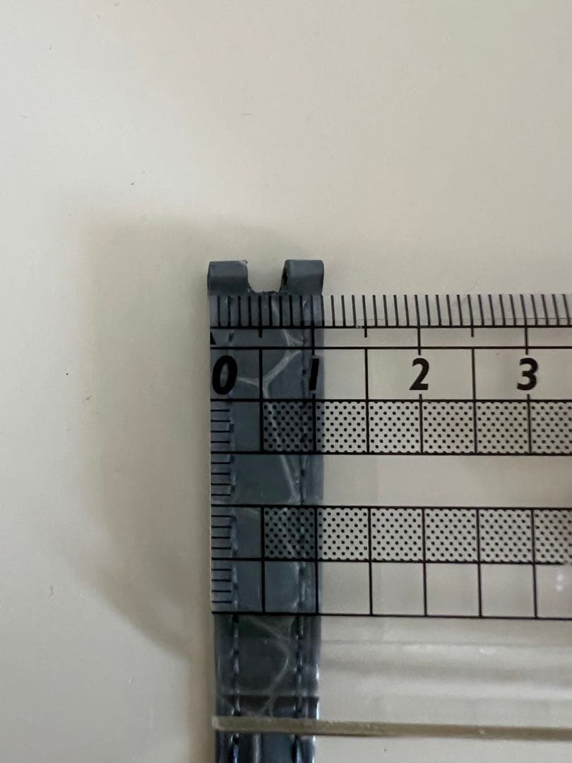 カルティエ Cartier ベニュワール SM レザーベルト 時計ベルト　ベルト