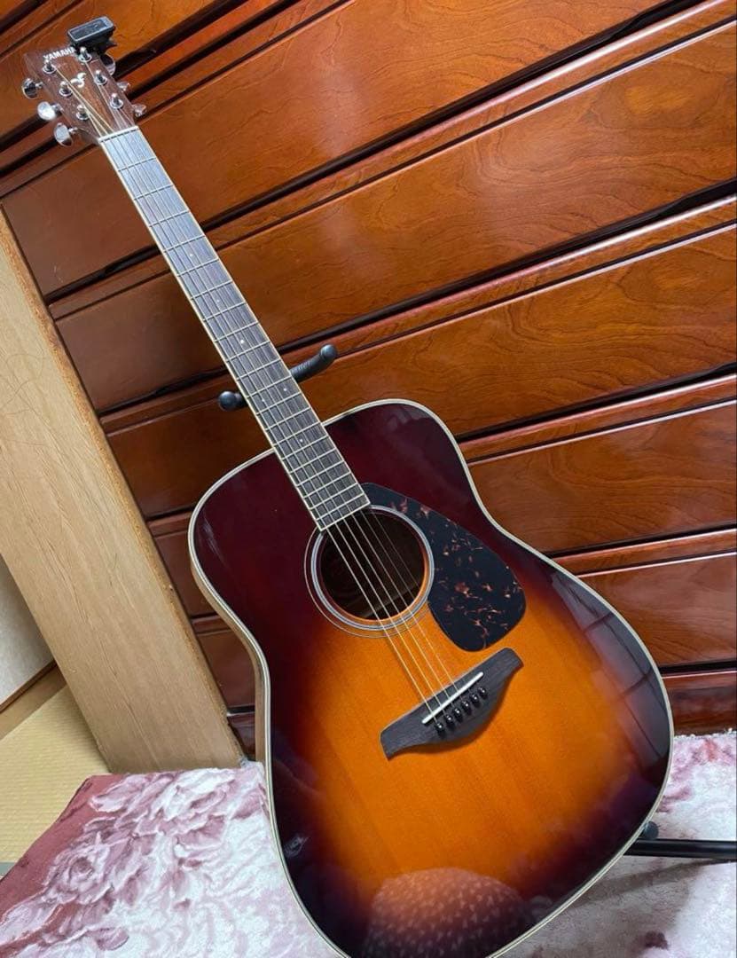 ギター YAMAHA FG720S