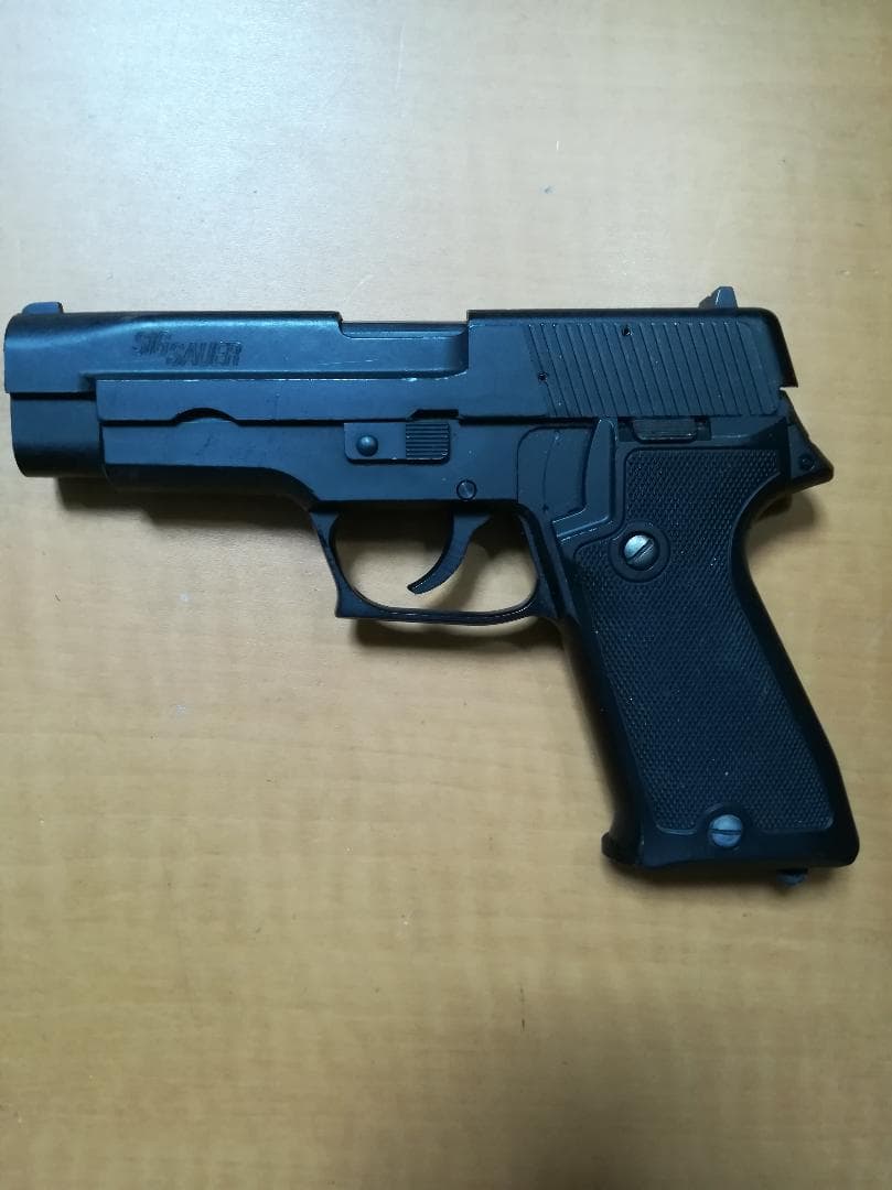 ⊕国際SIGガスガン★ジャンク