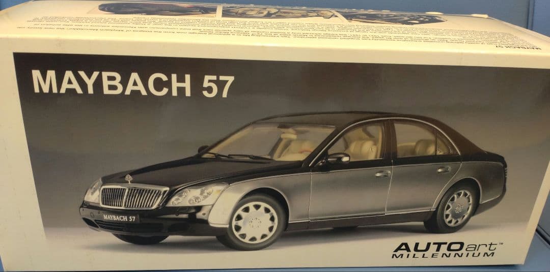 【新品・未使用】AUTOart MAYBACH 57 1/18スケール