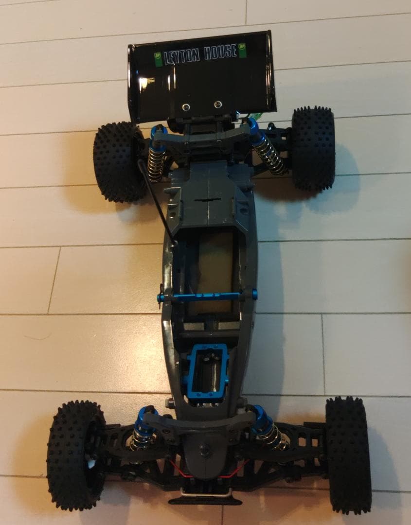 【美品・走行2回】タミヤ DT-03 OPパーツ付き LEYTON HOUSE