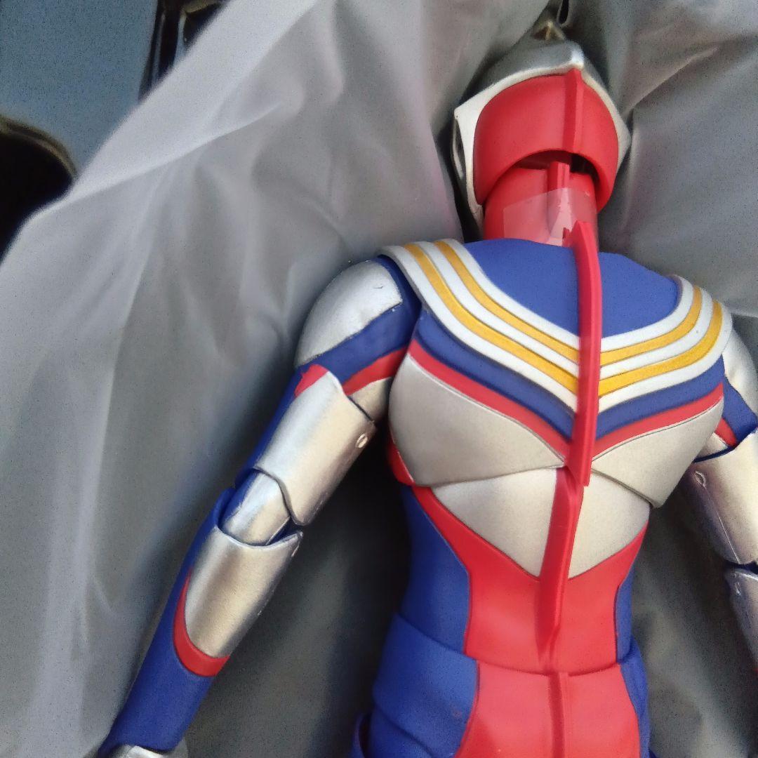【再販版】S.H.Figuarts 真骨彫製法 ウルトラマンティガ マルチタイプ
