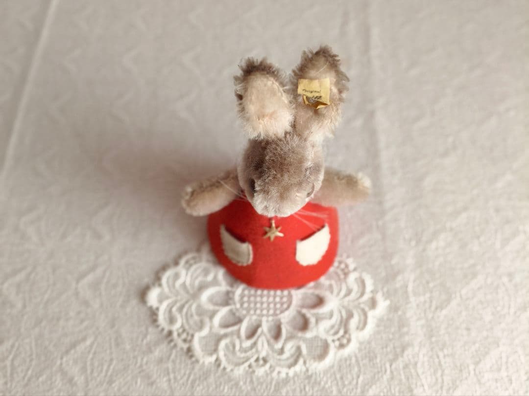 * vintage steiff ❀ * 赤いワンピースの ウサちゃん