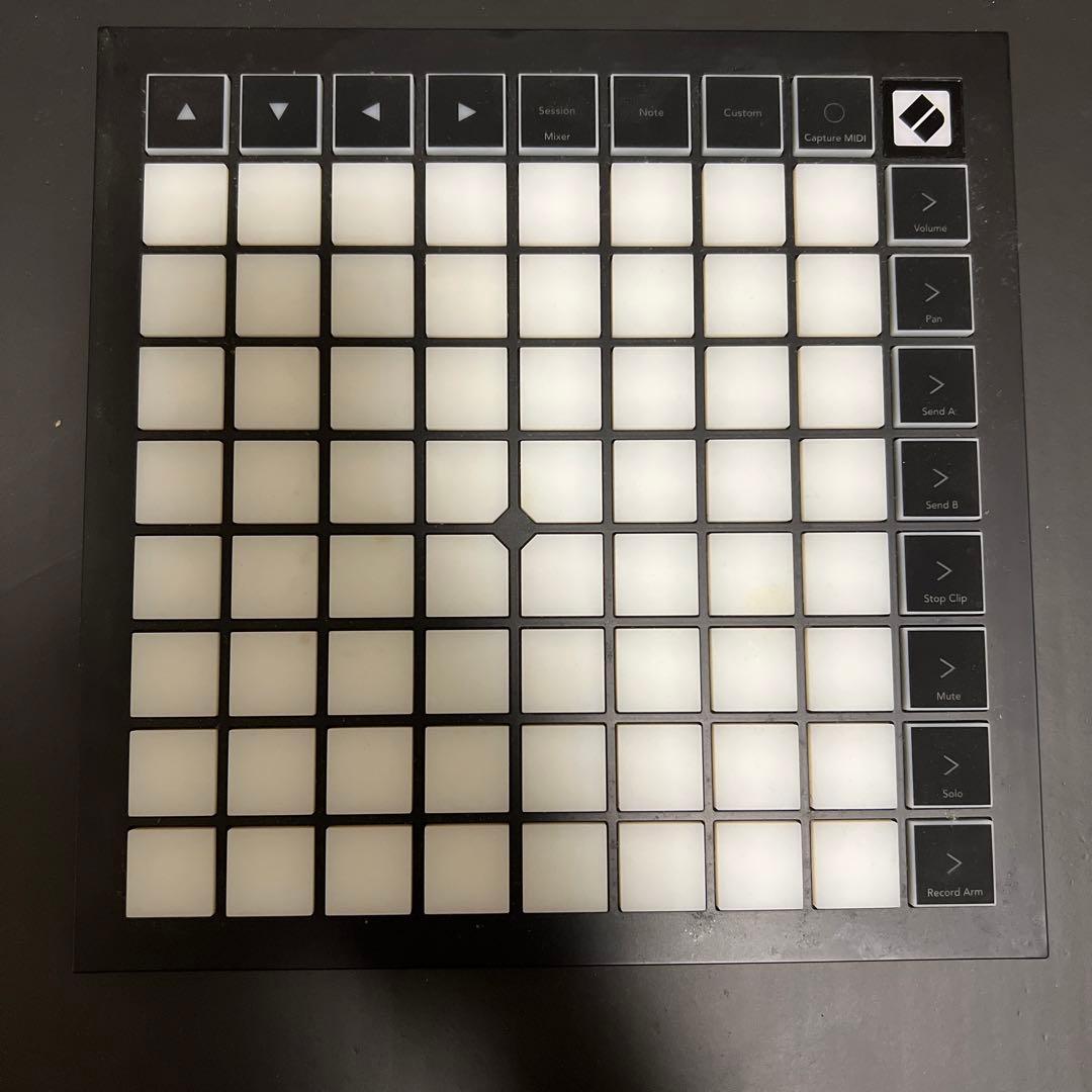 Launchpad X MIDIコントローラー
