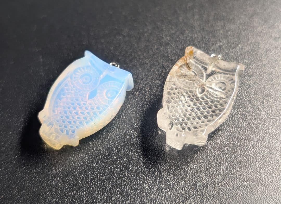 オーダー品確認用可愛いふくろう彫りペンダントトップ8個セット天然石