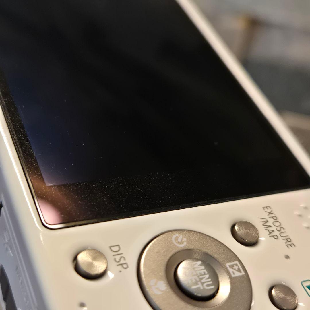 美品　パナソニック LUMIX DMC-TZ40　デジカメ　ルミックス　白