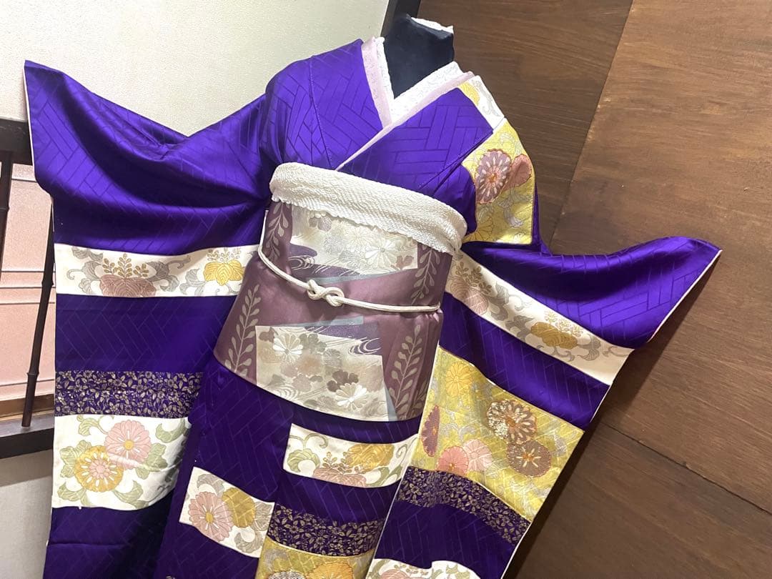 振袖フルセット6点特価サイズS〜M金駒刺繍　正絹　売り切り終了