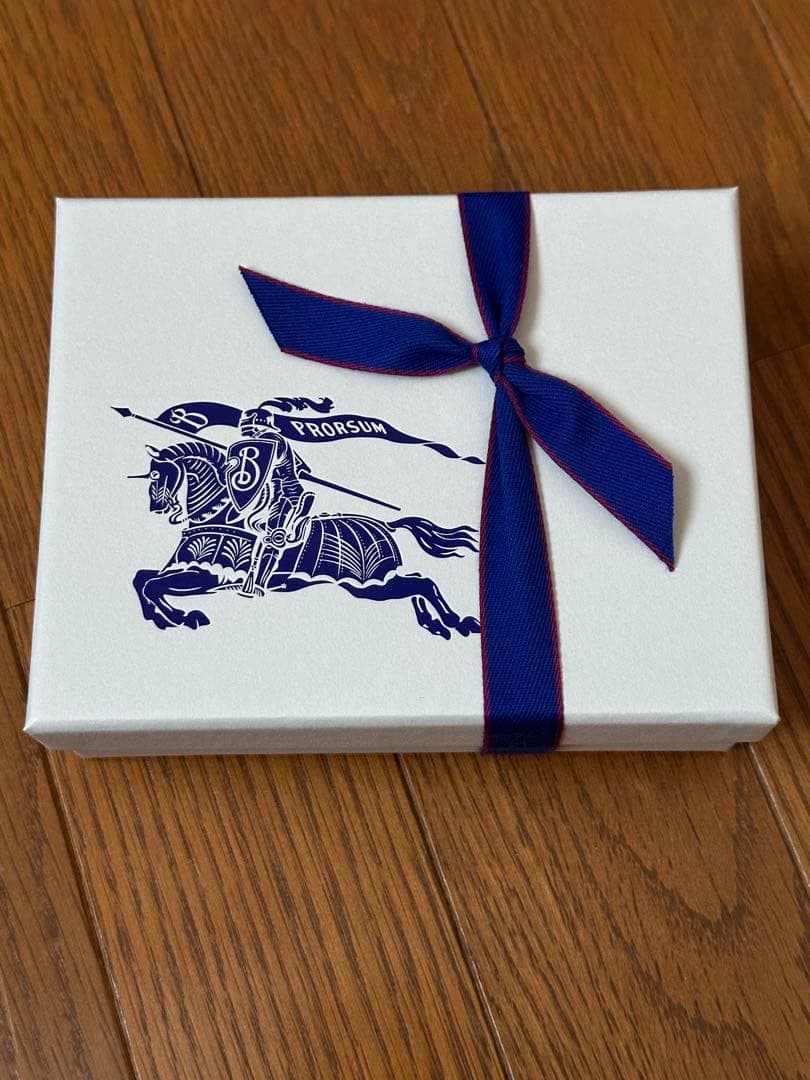 7日まで限定価格◇美品◇Burberry ストランド　ウォレット　タグあり