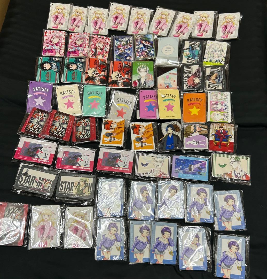 アニメ　パスケース　大量まとめ売り　119点　未使用