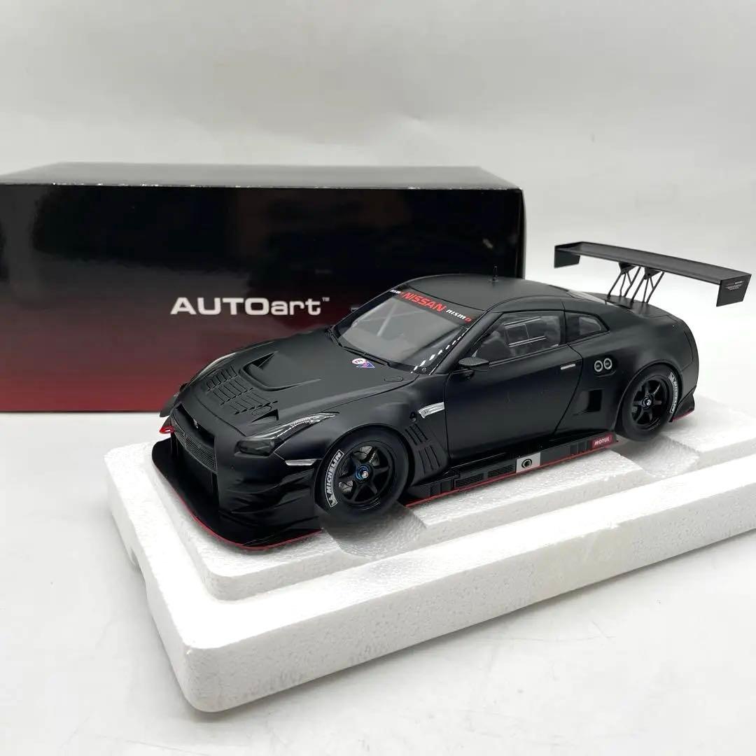 【箱付き美品】AUTOart NISSAN GT-R NISMO GT3
