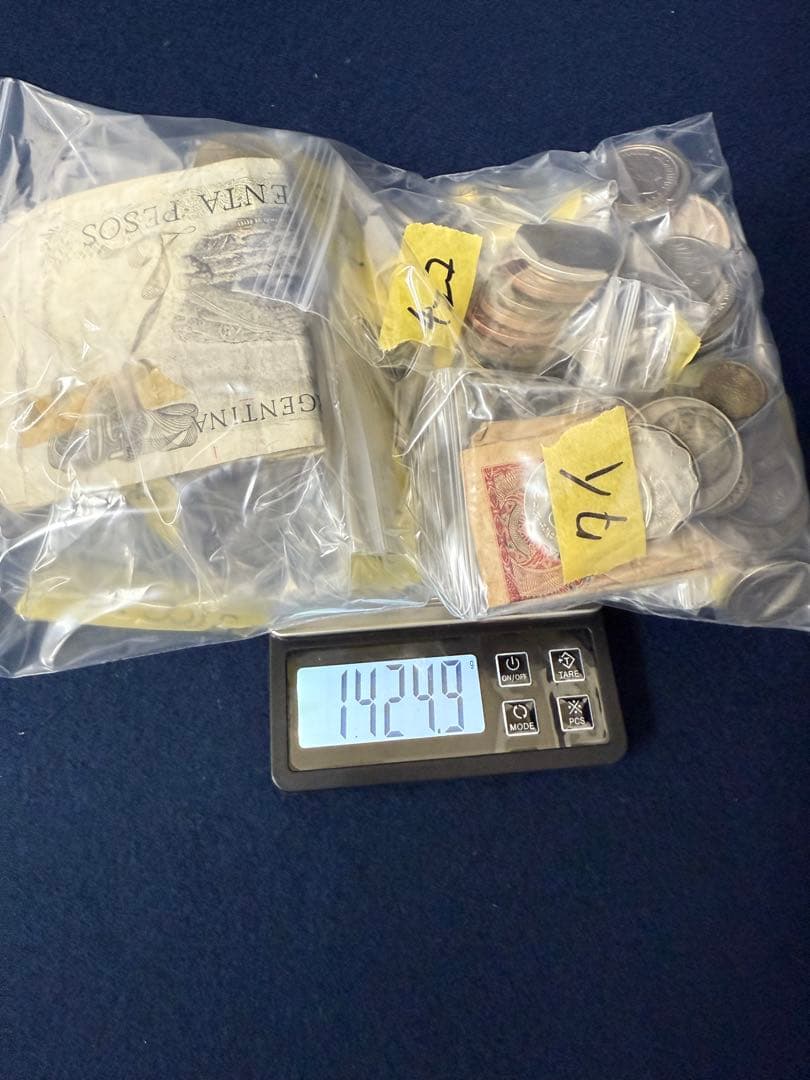 古銭 外国銭 貨幣 紙幣 硬貨  まとめ 大量 総重量約1.4kg強