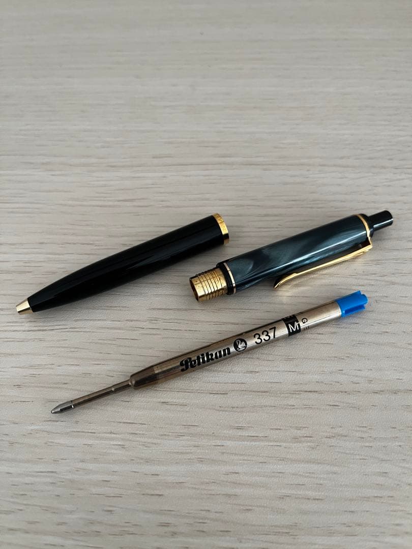 ペリカン マーブルグリーン ボールペン クラシック K200