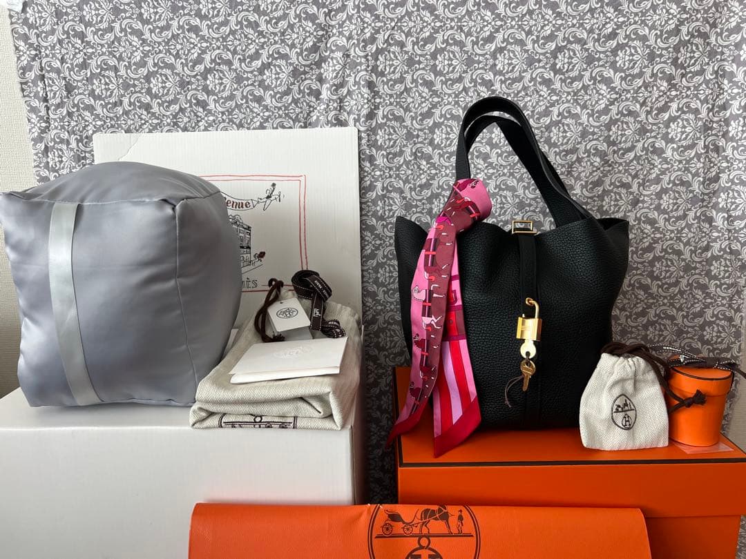 HERMES エルメス　ピコタン　ロック　MM ブラック　C刻印　ゴールド金具