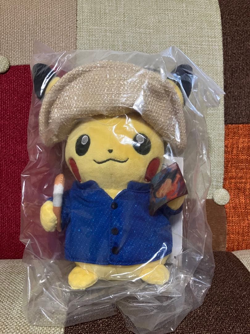 ゴッホピカチュウ　ぬいぐるみ