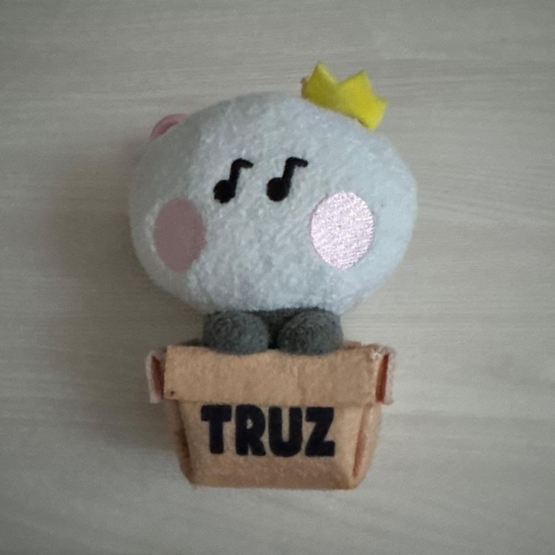 TREASURE YOSHI 缶バッジ トレカ ぬいぐるみ など